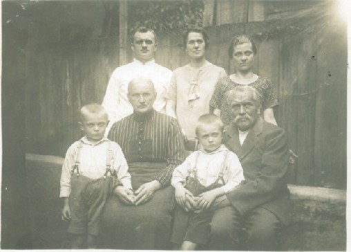Familie Fritz Rossack aus Namburg a.d. Bober